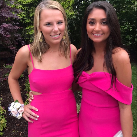 HOT PINK PROM DRESS ONLY WORN ONCE!!! 💕 - Picture 5 of 5